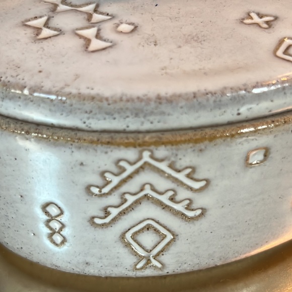 Marks White artisan oval stoneware decorative trinket box w/lid-NWOT - Picture 7 of 12